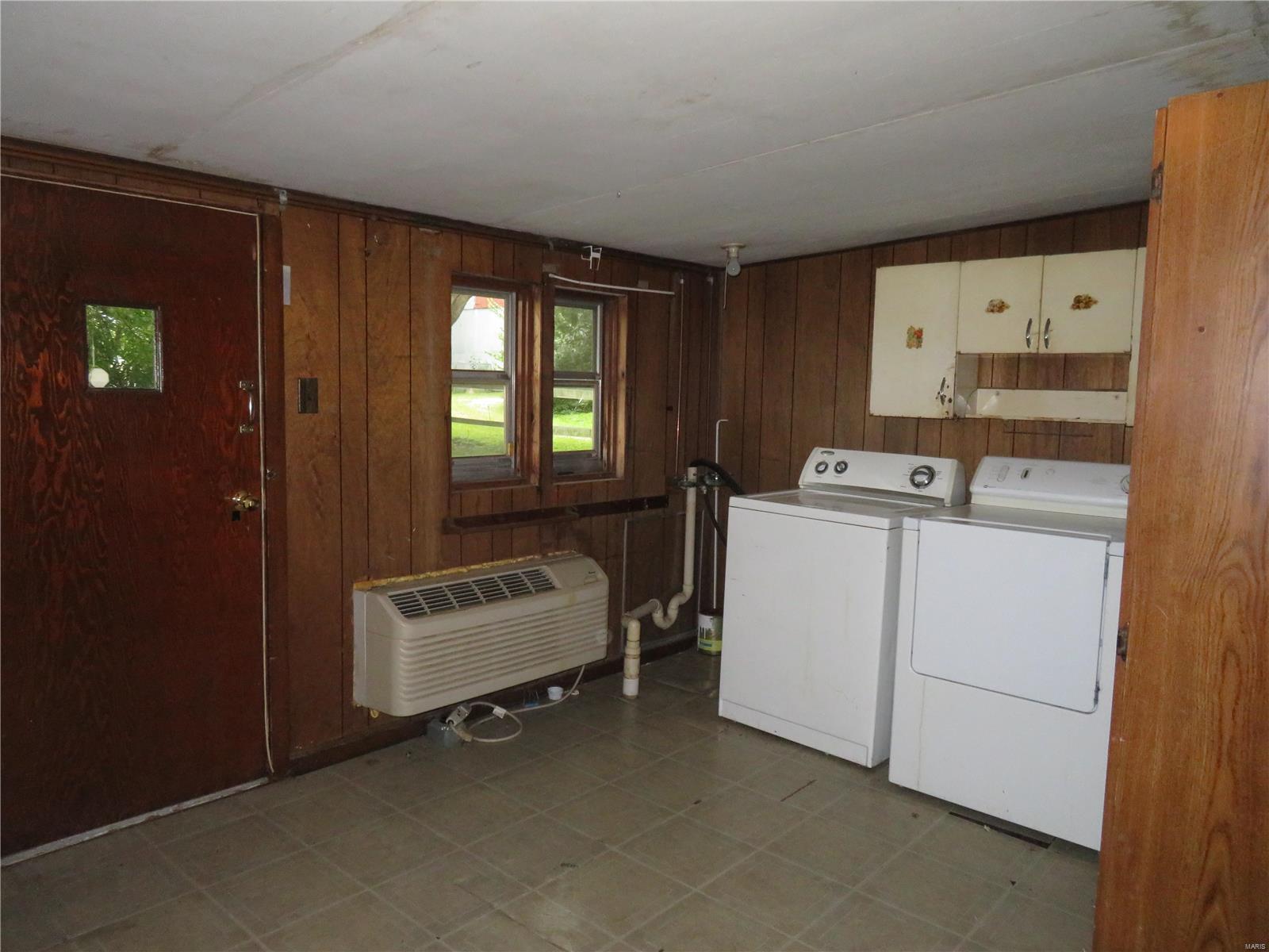 402 Main Street Ruma, IL 62278 - Photo 6 of 11