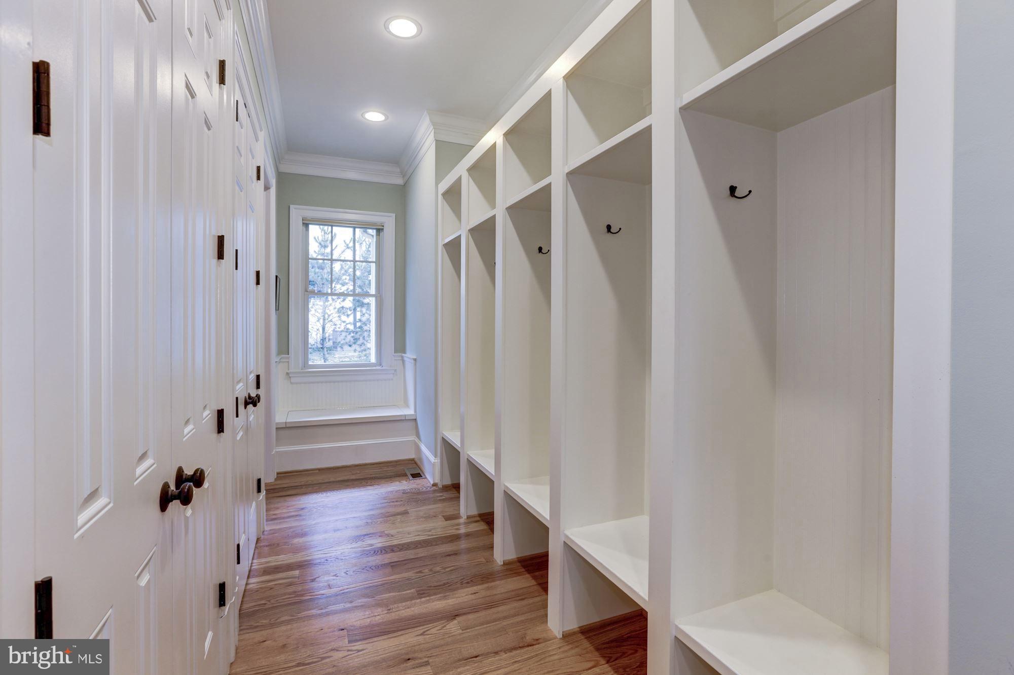 1905 MacArthur Drive McLean, VA 22101 - Photo 19 of 53