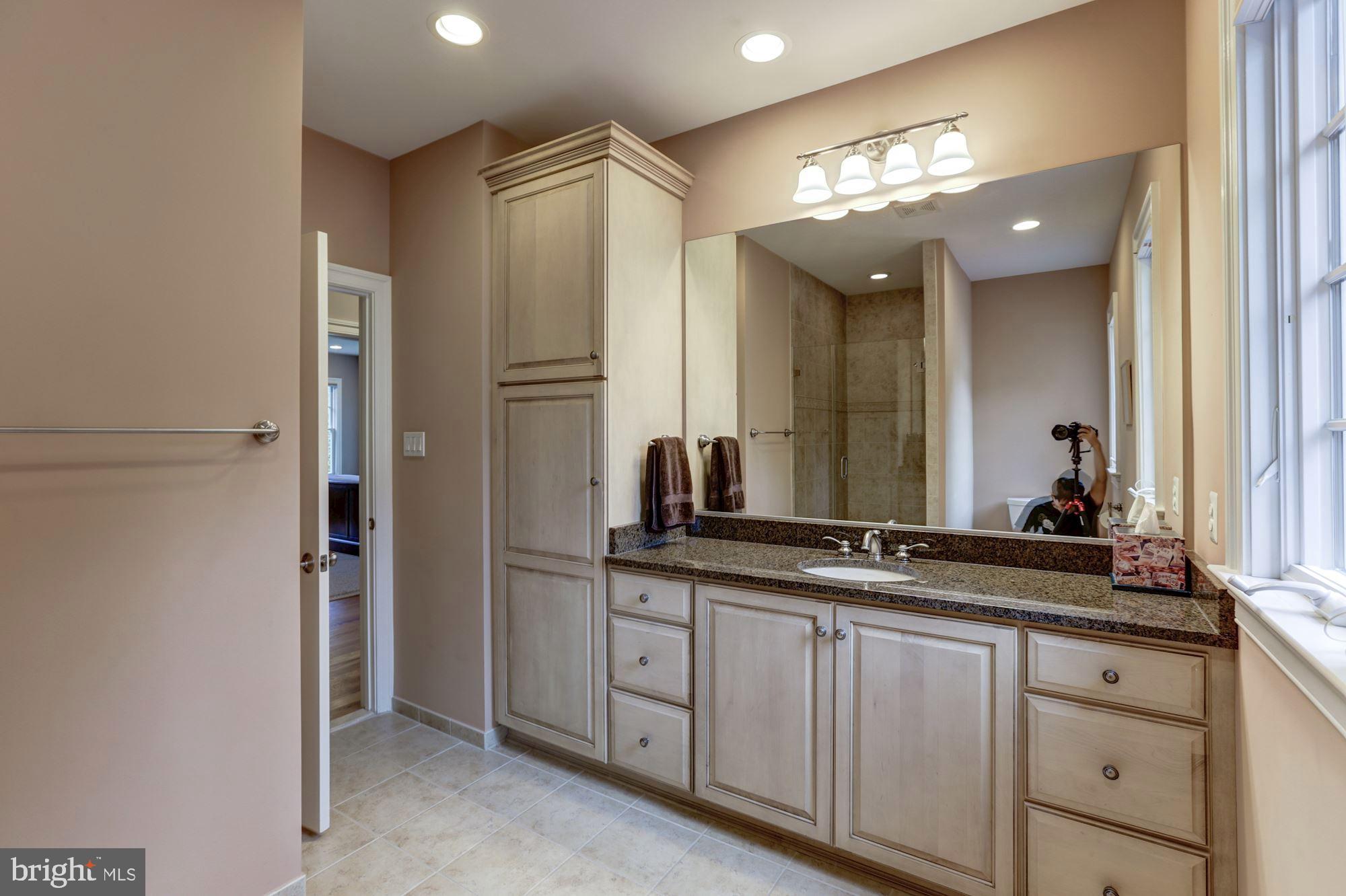 1905 MacArthur Drive McLean, VA 22101 - Photo 24 of 53