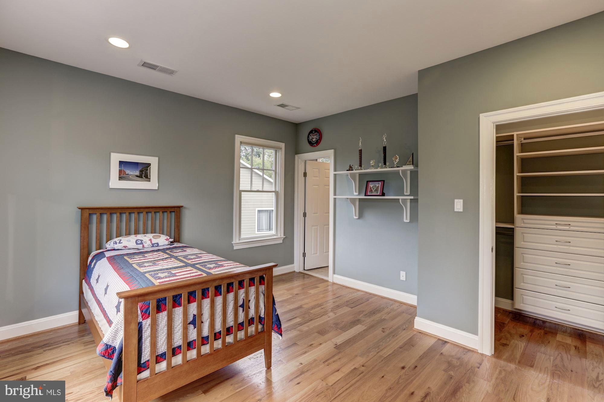 1905 MacArthur Drive McLean, VA 22101 - Photo 32 of 53