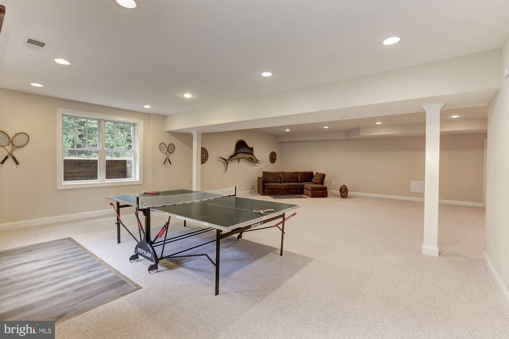 1905 MacArthur Drive McLean, VA 22101 - Photo 35 of 53