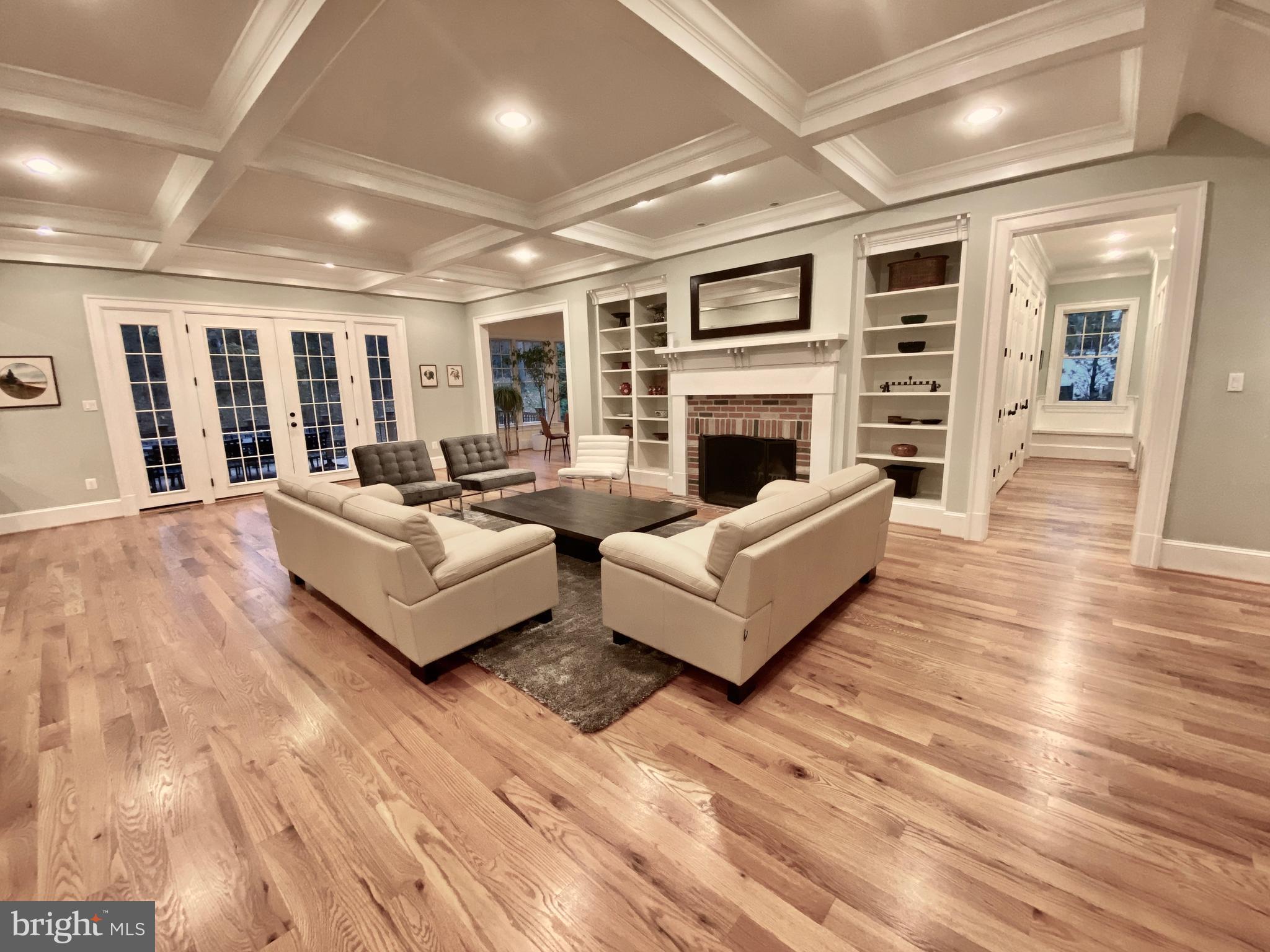 1905 MacArthur Drive McLean, VA 22101 - Photo 6 of 53