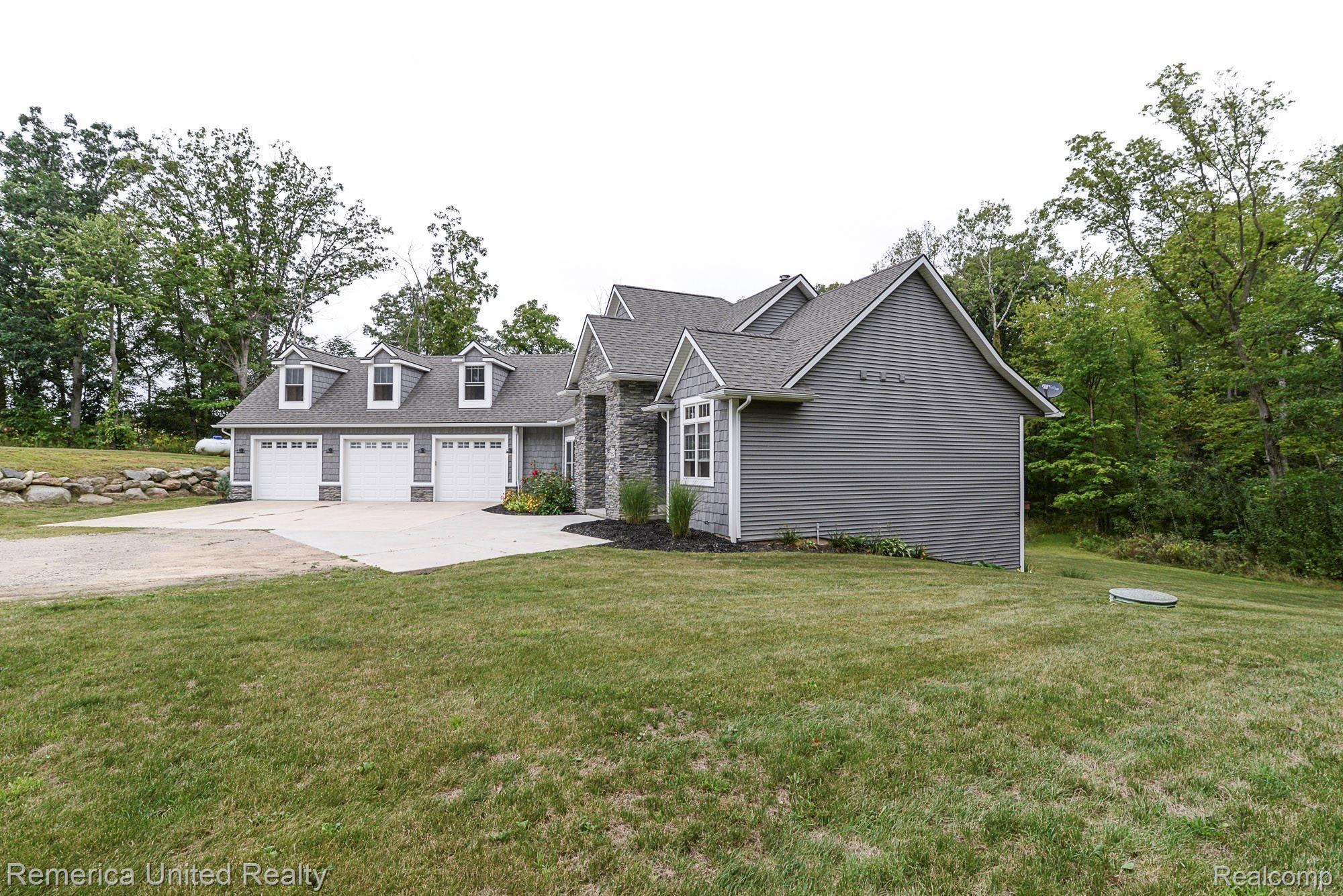 7552 Schrepfer Road Howell, MI 48855 - Photo 7 of 51 DSC_6774.jpg