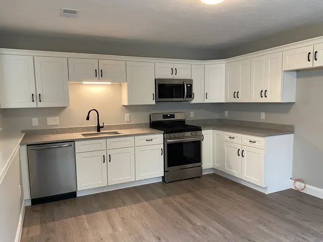 $1,150,000 | 174 Depot Street, Easton, MA 02375