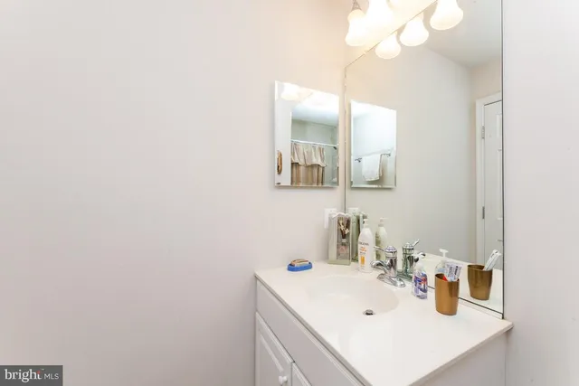 $3,400 | 14604 Crossfield Way, Woodbridge, VA 22191