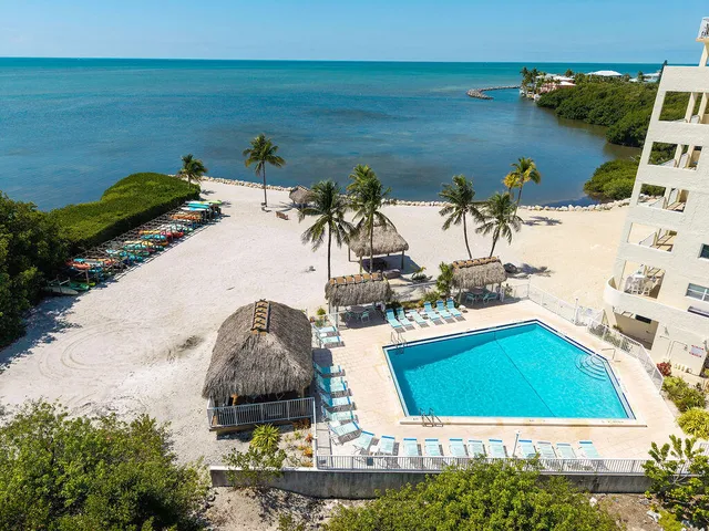 $999,988 | 200 Wrenn Street, Unit 701, Tavernier, FL 33070