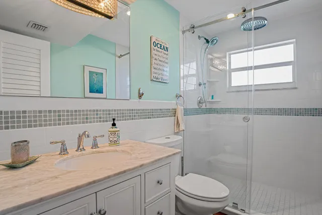 $999,988 | 200 Wrenn Street, Unit 701, Tavernier, FL 33070