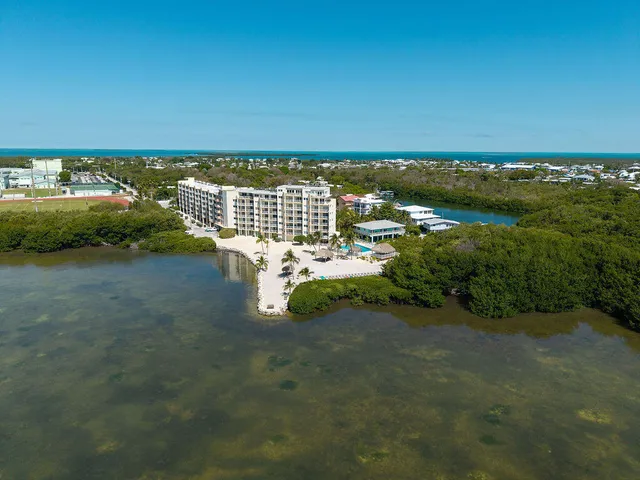 $999,988 | 200 Wrenn Street, Unit 701, Tavernier, FL 33070