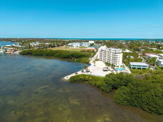 $999,988 | 200 Wrenn Street, Unit 701, Tavernier, FL 33070