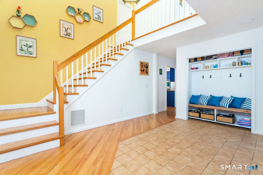 21 Holiday Point Road Sherman, CT 06784 - Photo 4 of 40