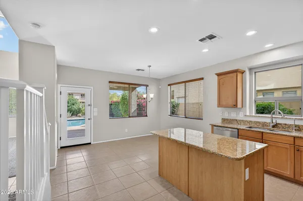 $775,000 | 2650 East Bear Creek Lane, Phoenix, AZ 85024