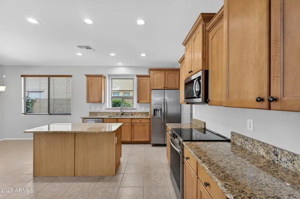 $775,000 | 2650 East Bear Creek Lane, Phoenix, AZ 85024