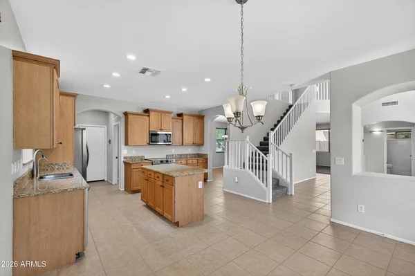 $775,000 | 2650 East Bear Creek Lane, Phoenix, AZ 85024