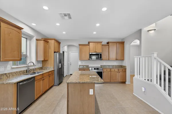 $775,000 | 2650 East Bear Creek Lane, Phoenix, AZ 85024