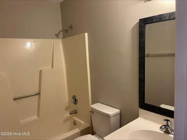 $1,200 | 2700 Thackery Road, Unit 38, Greenville, NC 27858