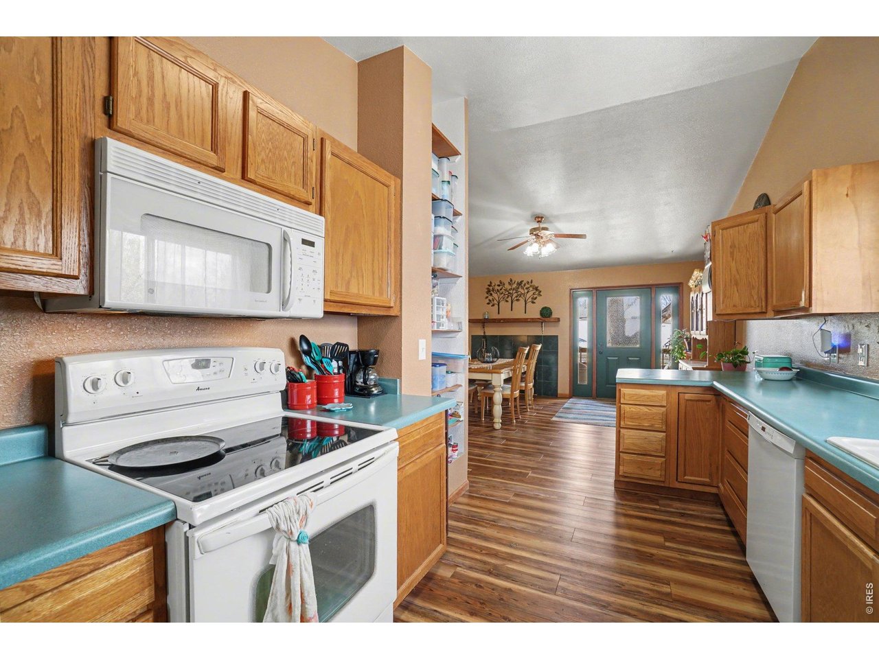 205 6th Street Mead, CO 80542 - Photo 11 of 37