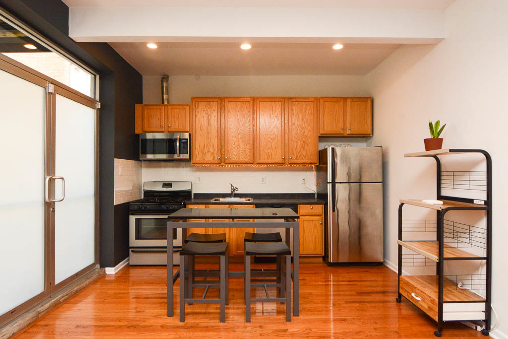 1450 West Blackhawk Street, Unit 2 Chicago, IL 60642 - Photo 3 of 20