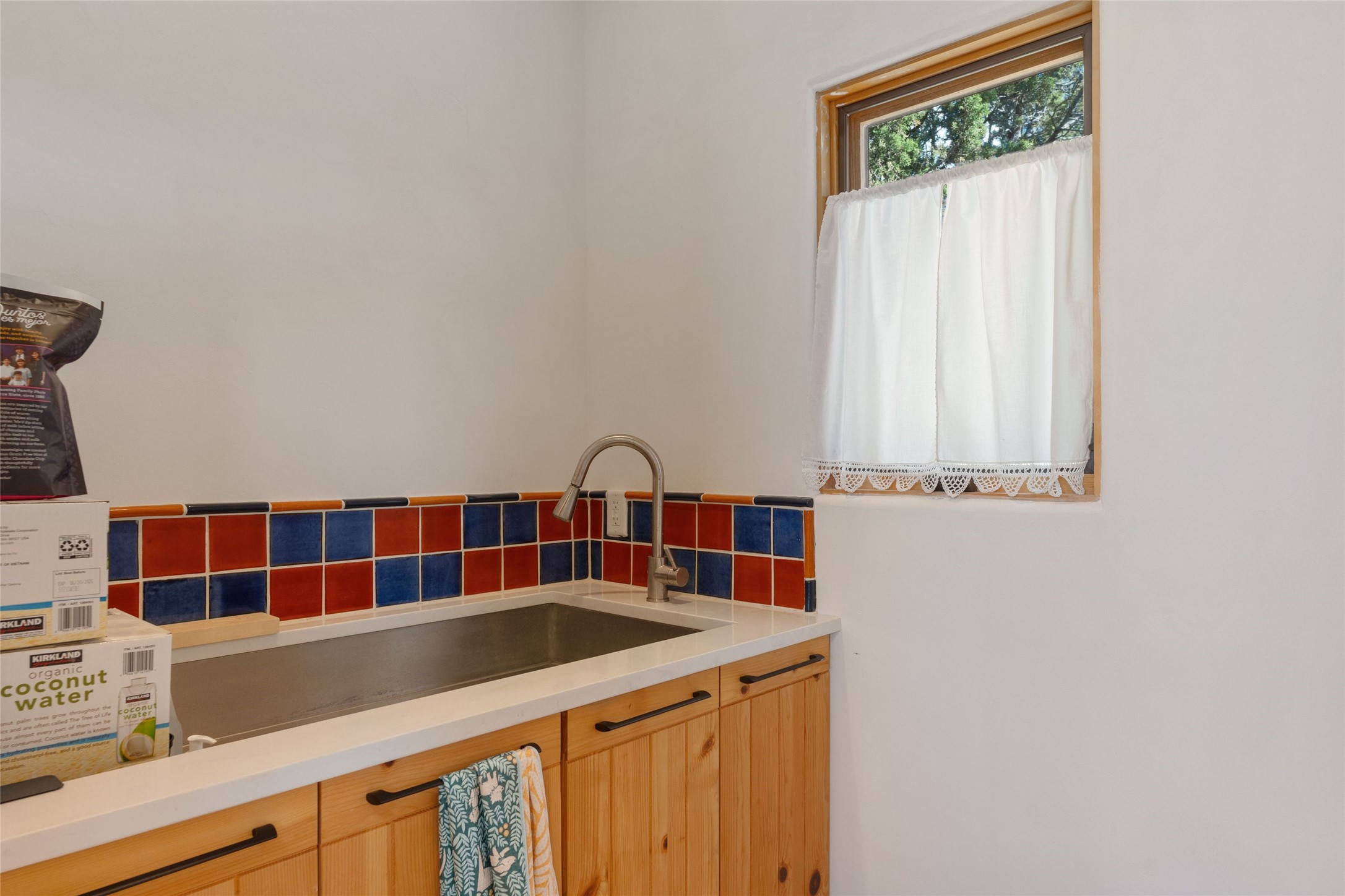 71 Camerada Loop Santa Fe, NM 87508 - Photo 29 of 35 Interior detached studio