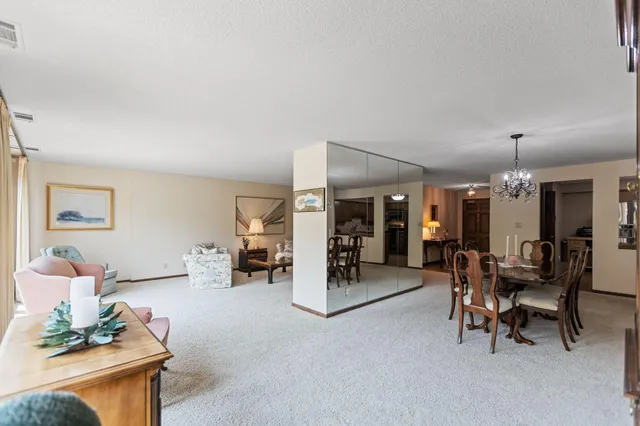 $345,000 | 5100 France Avenue South, Unit 105, Edina, MN 55410