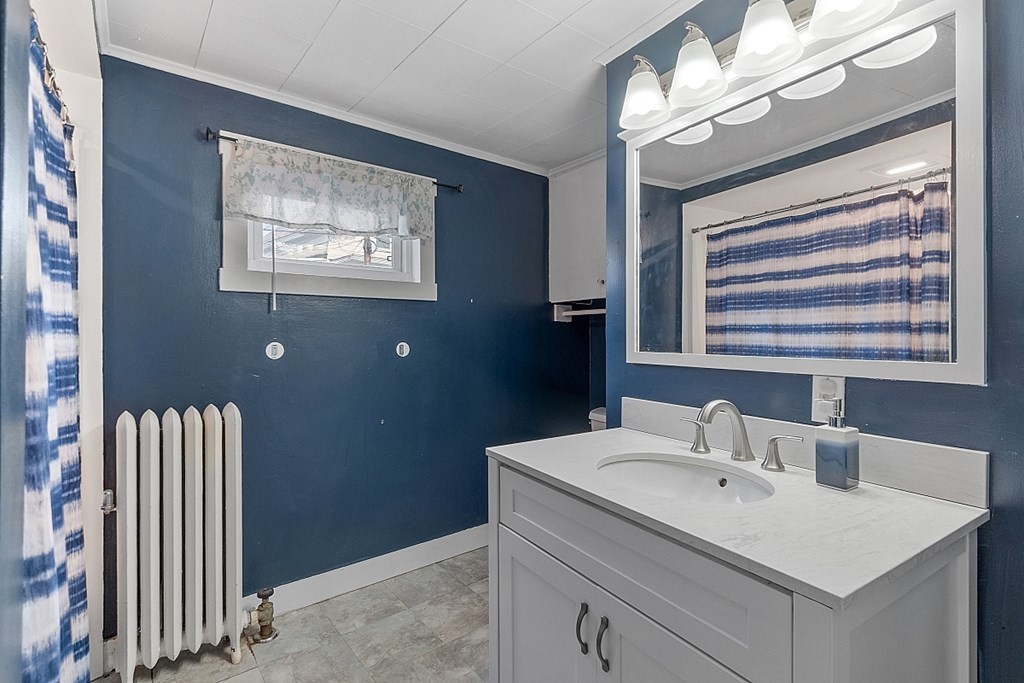 2 Brigham Street Fitchburg, MA 01420 - Photo 23 of 42