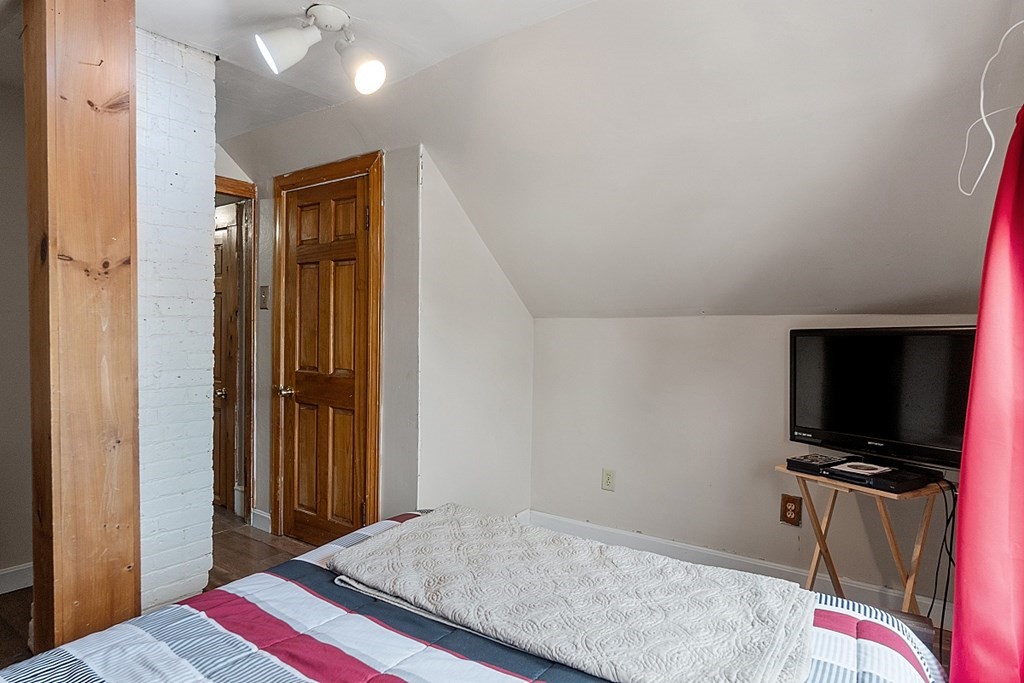 2 Brigham Street Fitchburg, MA 01420 - Photo 41 of 42