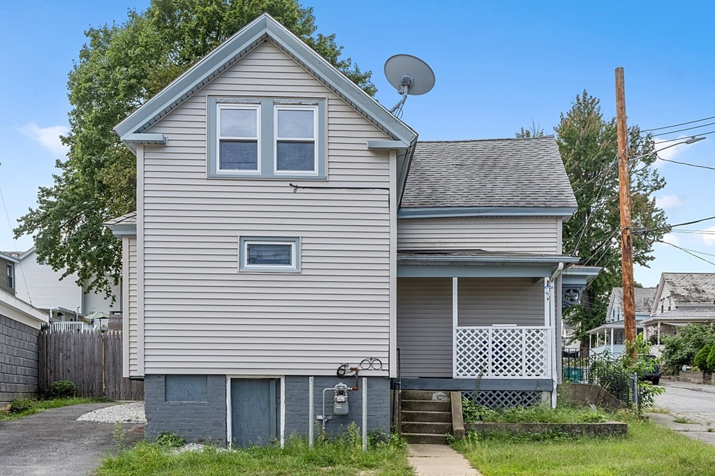 2 Brigham Street Fitchburg, MA 01420 - Photo 8 of 42