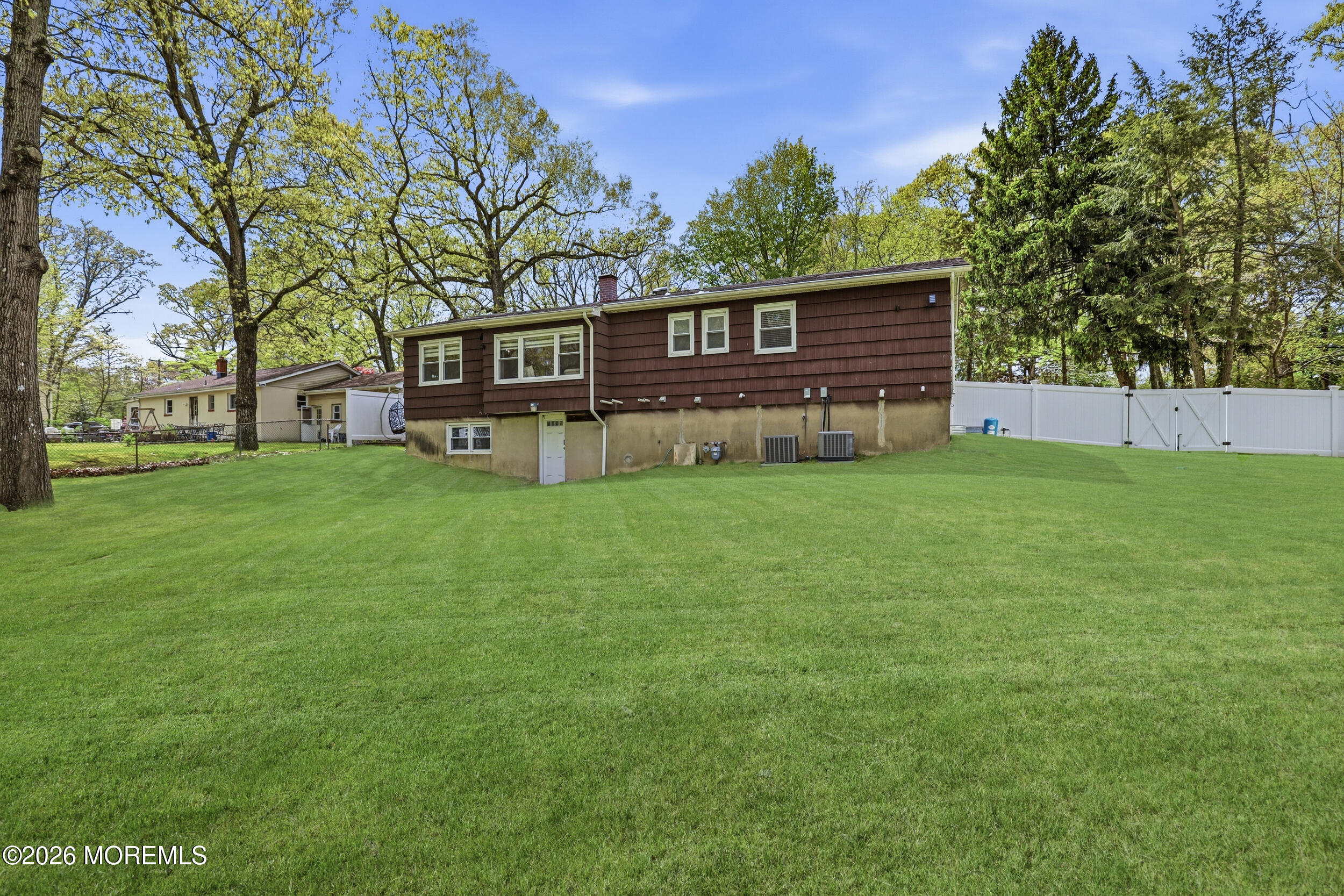 319 Miller Road Lakewood, NJ 08701 - Photo 24 of 26 29_img_8088