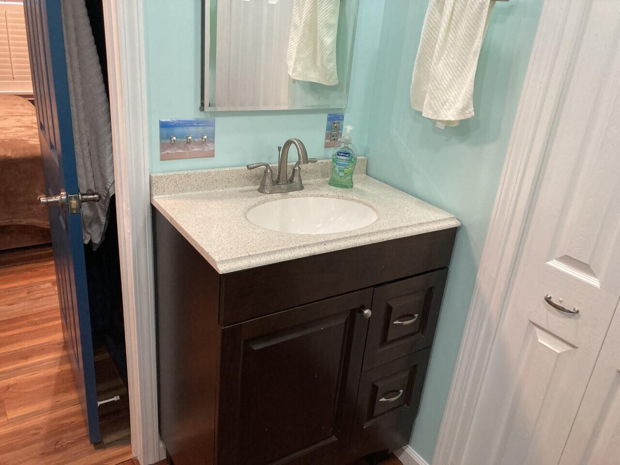 90 Sunset Point Crossville, TN 38571 - Photo 17 of 34 MST 2ND VANITY
