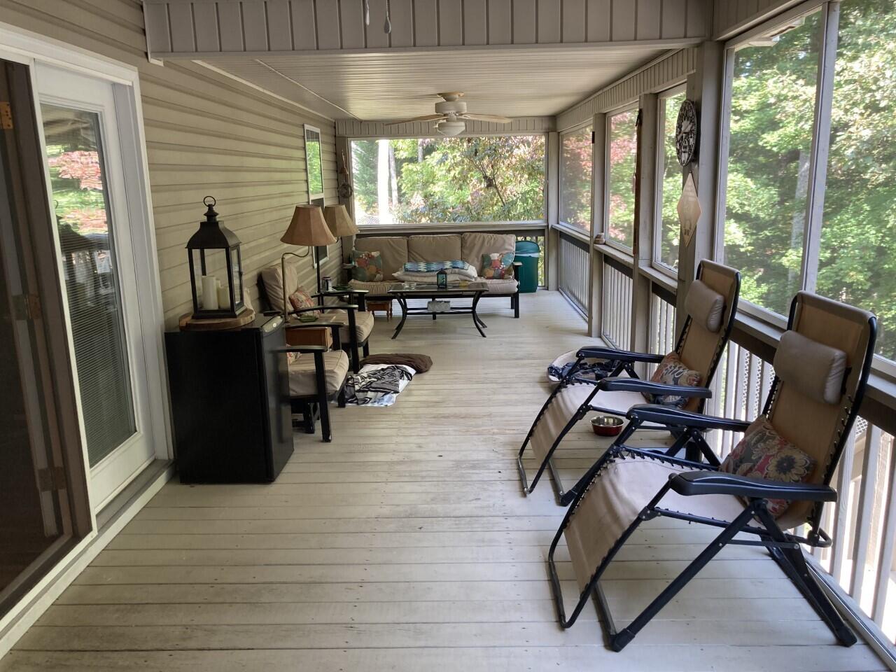 90 Sunset Point Crossville, TN 38571 - Photo 31 of 34 SCREENED IN DECK