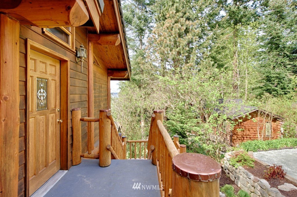 5138 West Shore Road Anacortes, WA 98221 - Photo 18 of 24 Gallery Image 18