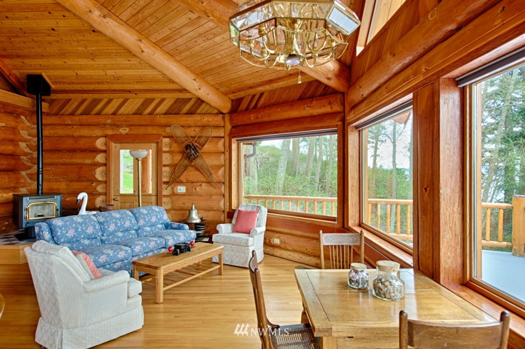 5138 West Shore Road Anacortes, WA 98221 - Photo 5 of 24 Gallery Image 5