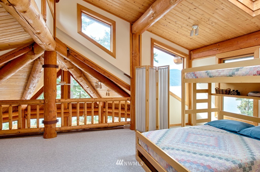 5138 West Shore Road Anacortes, WA 98221 - Photo 10 of 24 Gallery Image 10