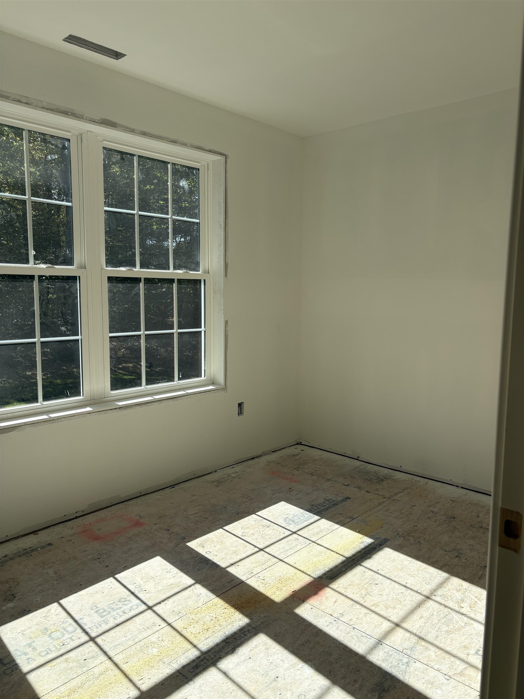 392 Fremont Road Chester, NH 03036 - Photo 16 of 24