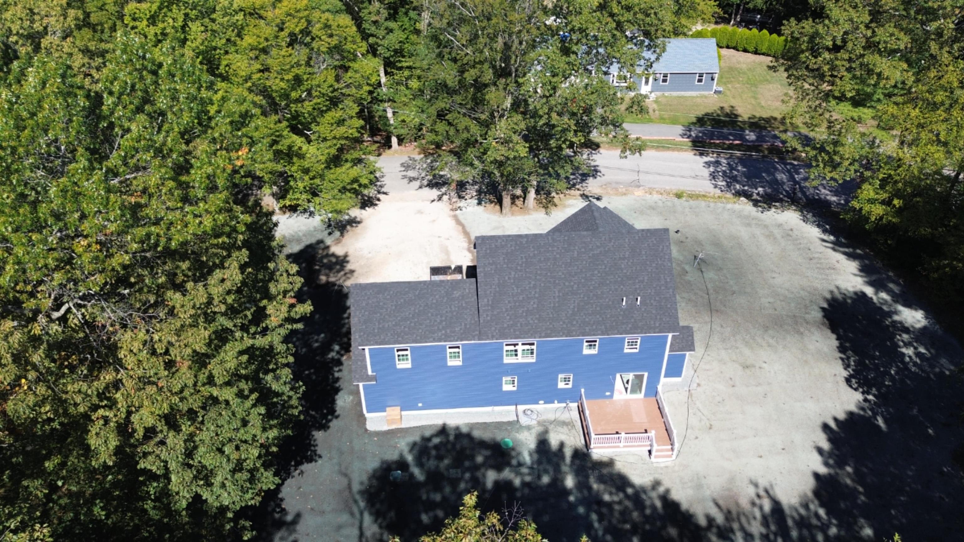 392 Fremont Road Chester, NH 03036 - Photo 3 of 24