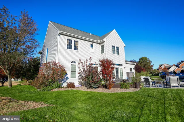 $609,900 | 2938 Hearthside Lane, Lancaster, PA 17601