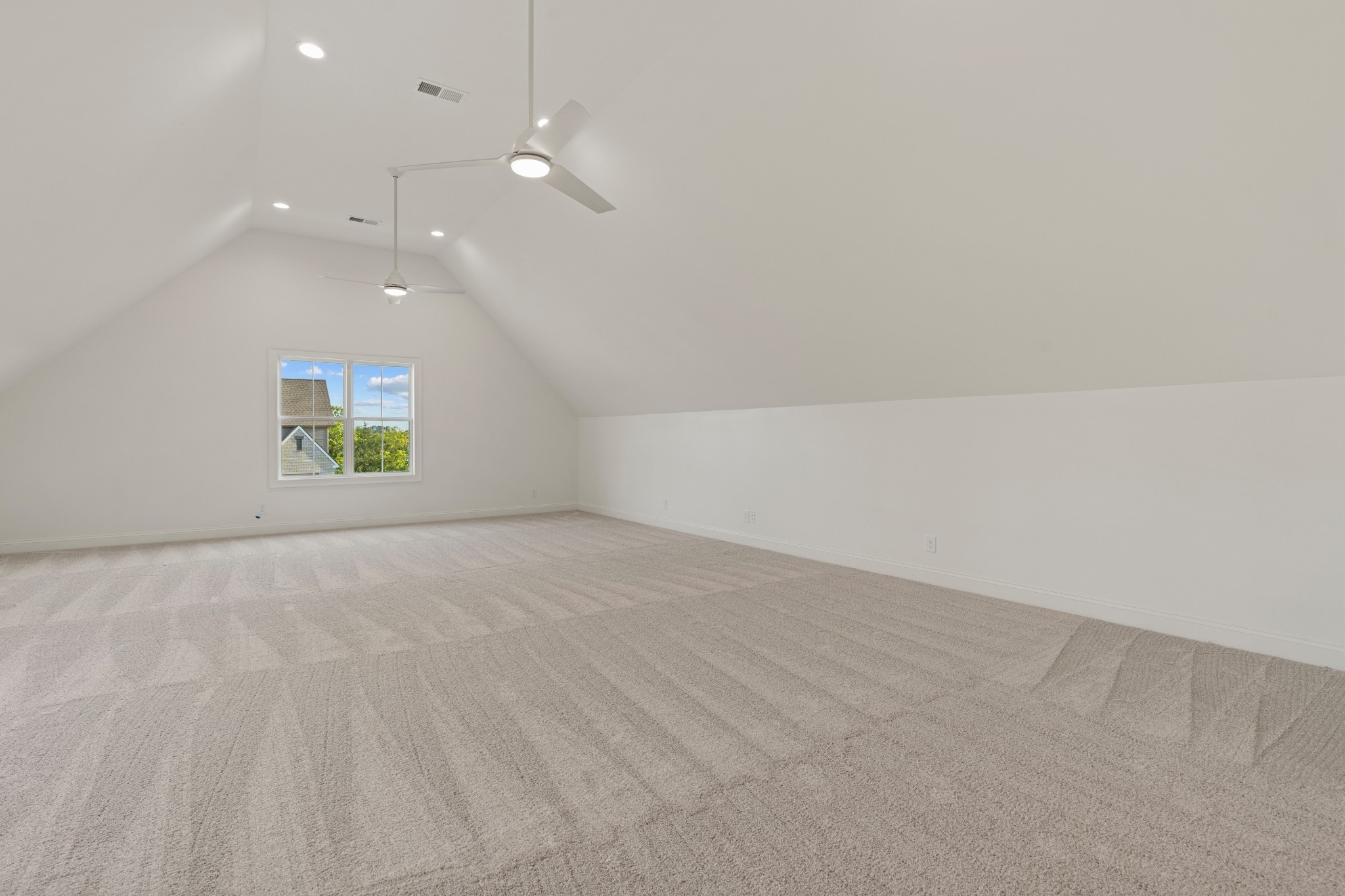 1107 Collin Drive Lebanon, TN 37087 - Photo 45 of 56 an empty room with a window
