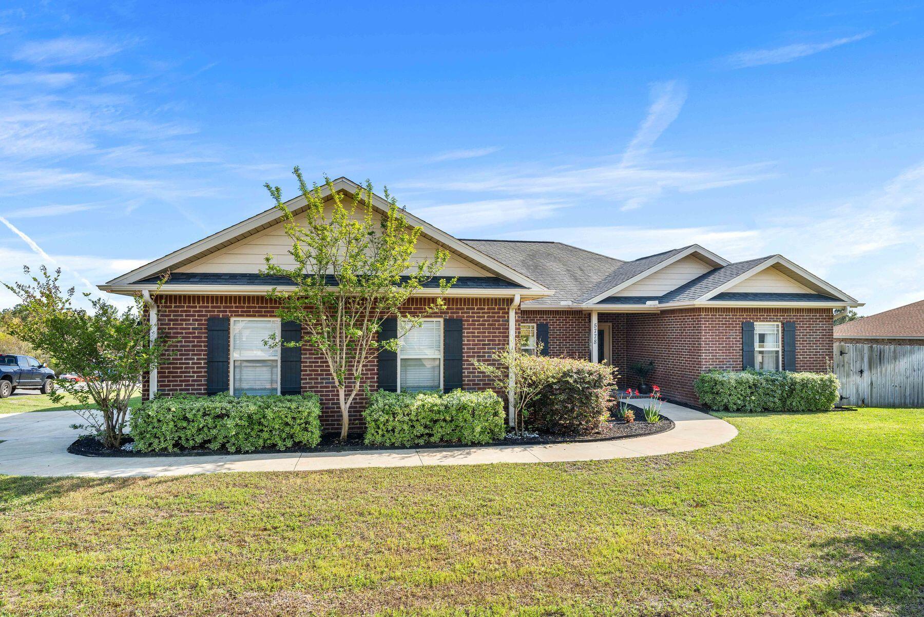 5778 Marigold Loop Crestview, FL 32539 - Photo 34 of 69 Great Curb Appeal