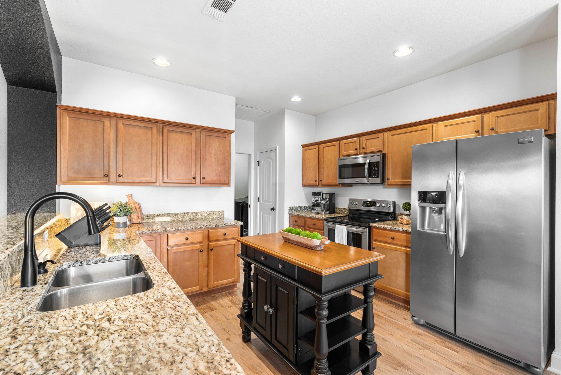 5778 Marigold Loop Crestview, FL 32539 - Photo 43 of 69 Stainless Appliances