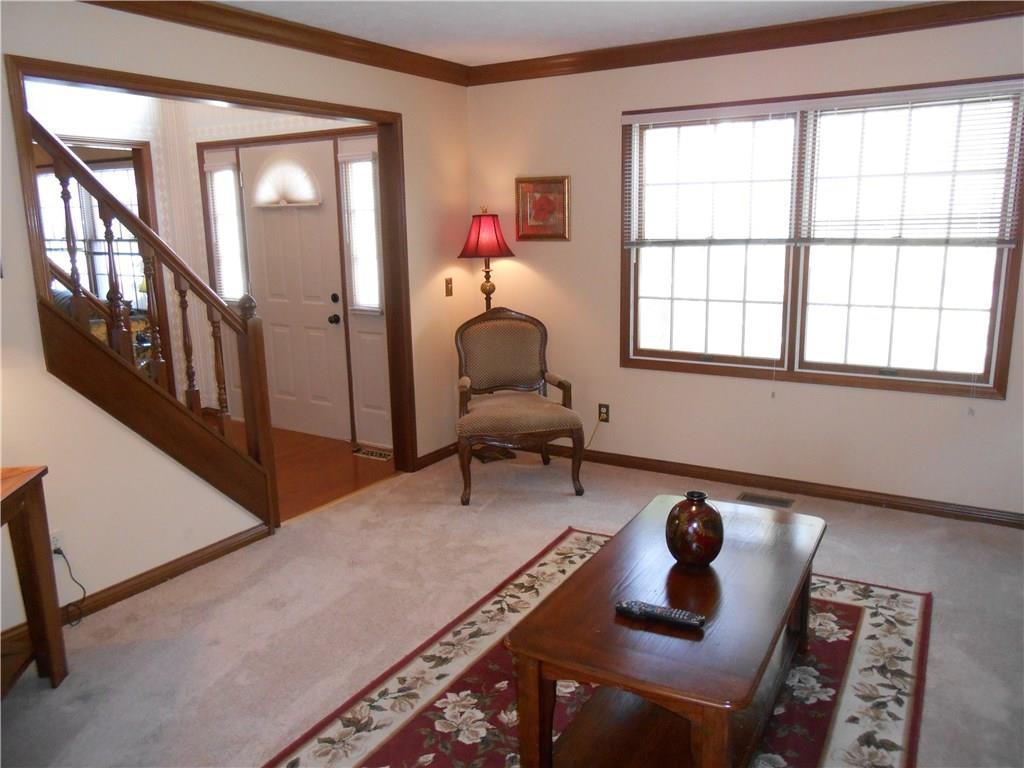 1084 Kingsgate Road Springfield, OH 45503 - Photo 9 of 44