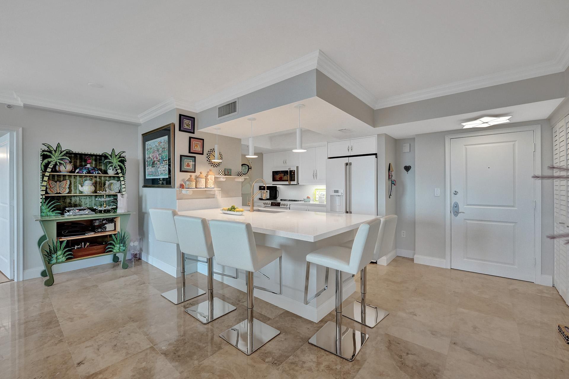 99 Southeast Mizner Boulevard, Unit 805 Boca Raton, FL 33432 - Photo 15 of 47 Palmetto Place Apt 805-PR-17