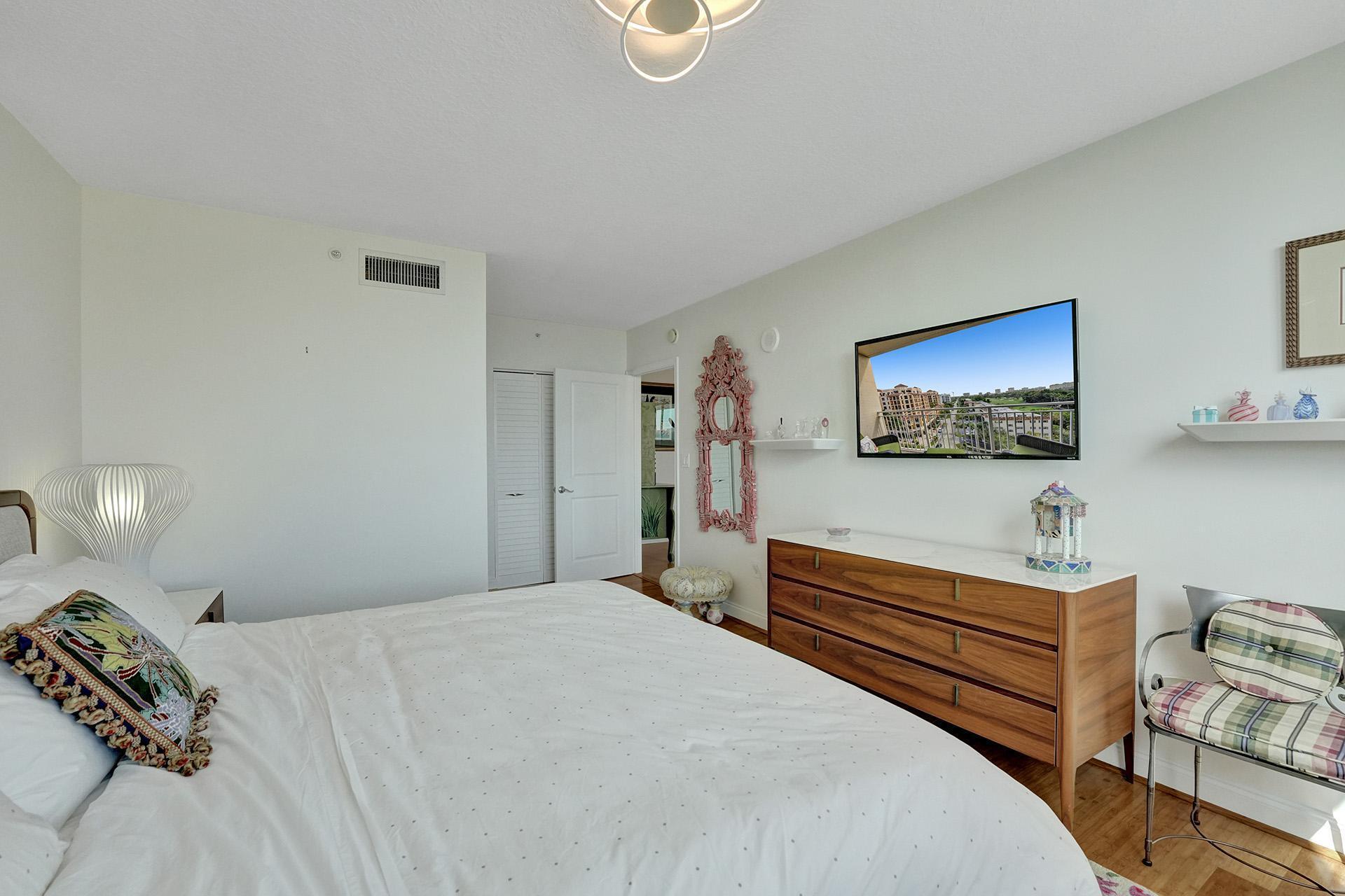 99 Southeast Mizner Boulevard, Unit 805 Boca Raton, FL 33432 - Photo 44 of 47 Palmetto Place Apt 805-PR-50