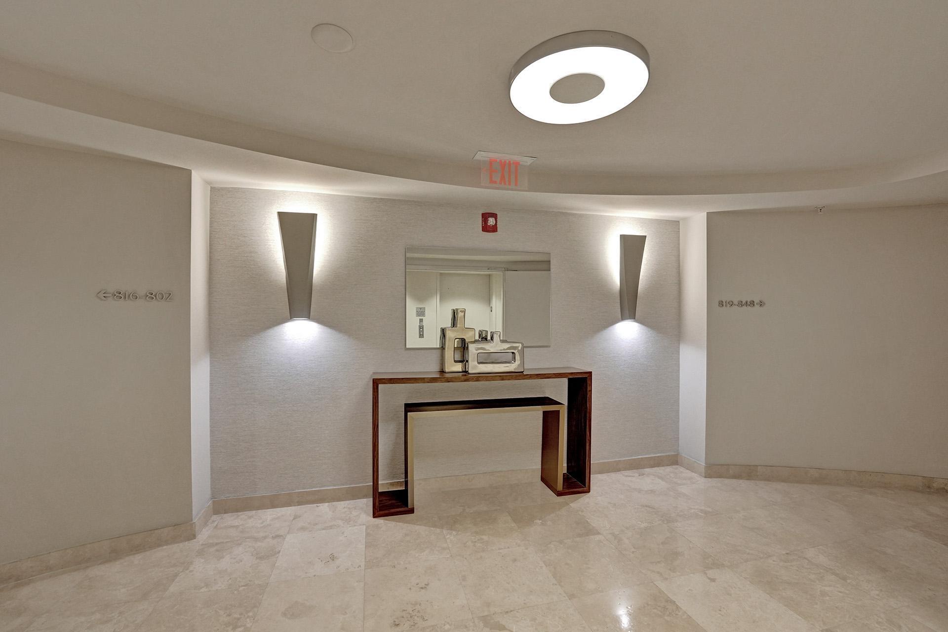 99 Southeast Mizner Boulevard, Unit 805 Boca Raton, FL 33432 - Photo 5 of 47 Palmetto Place Apt 805-PR-7