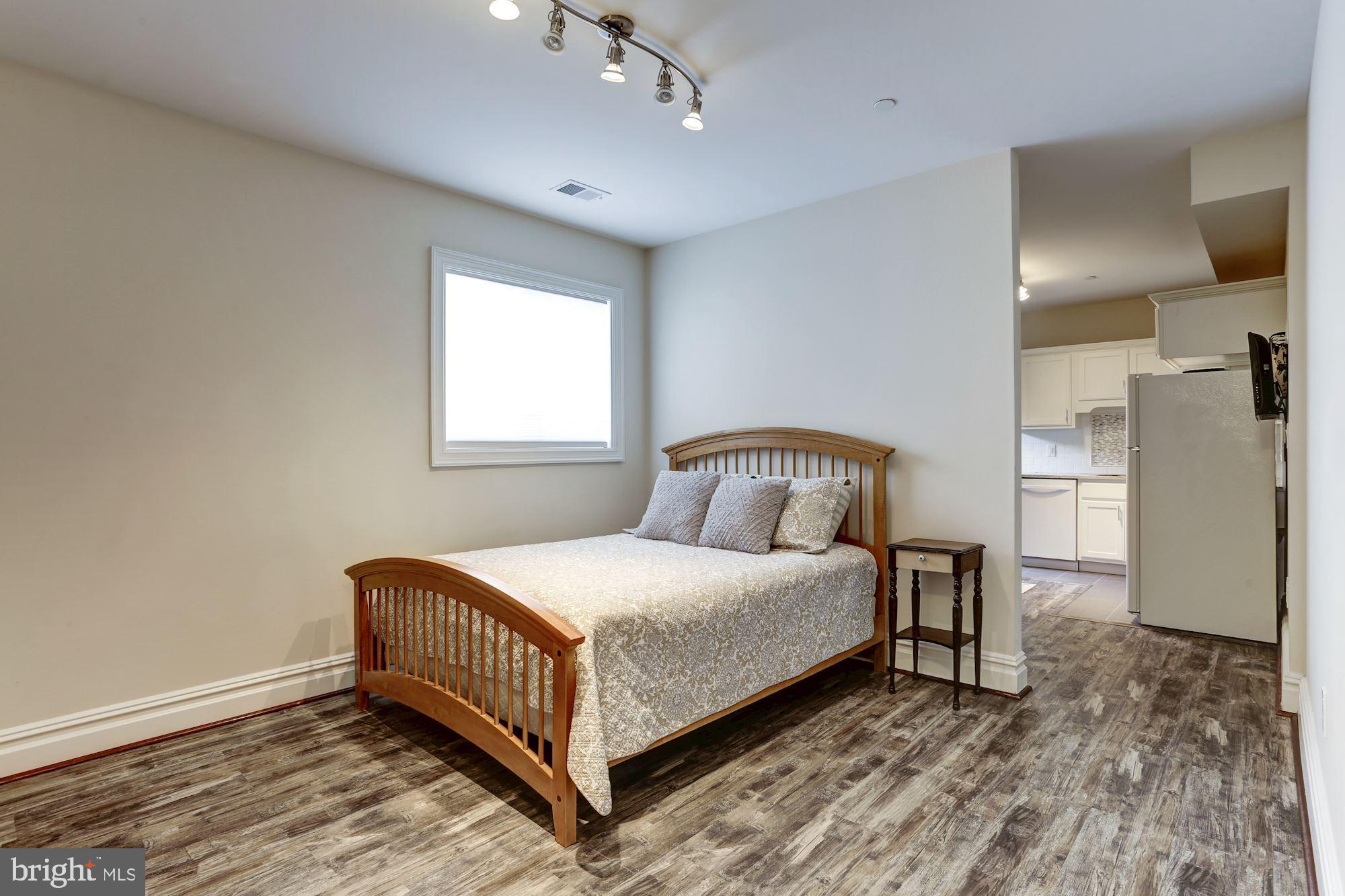 5313 Wehawken Road Bethesda, MD 20816 - Photo 39 of 50 Au pair suite or guest suite bedroom