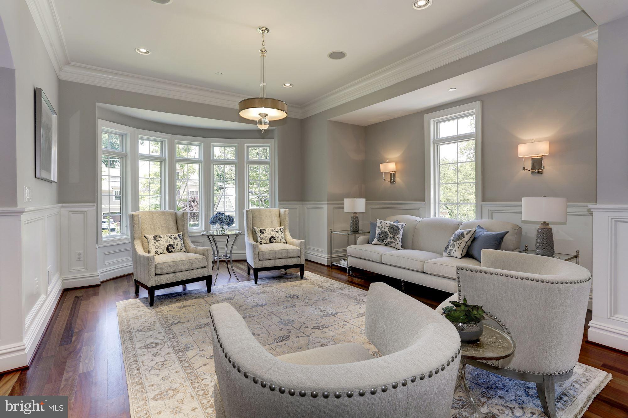 5313 Wehawken Road Bethesda, MD 20816 - Photo 6 of 50 Crown molding, wainscot, and intimate spaces