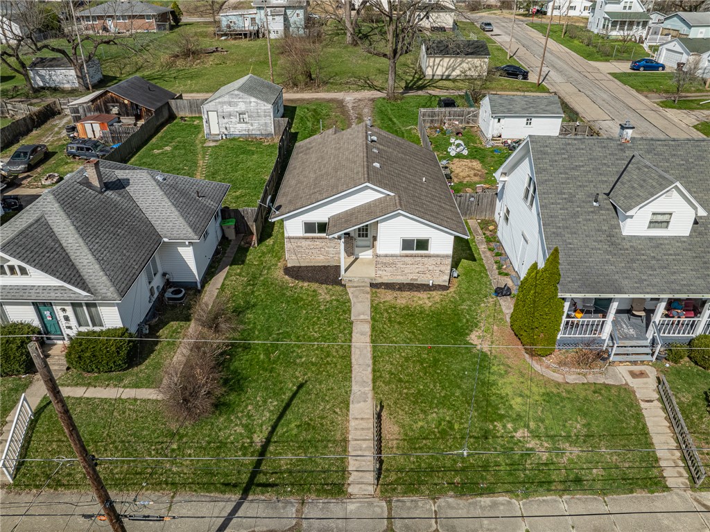 1005 Burt Street Springfield, OH 45505 - Photo 29 of 33 An aerial view captures the charming roofline of a classic American home.