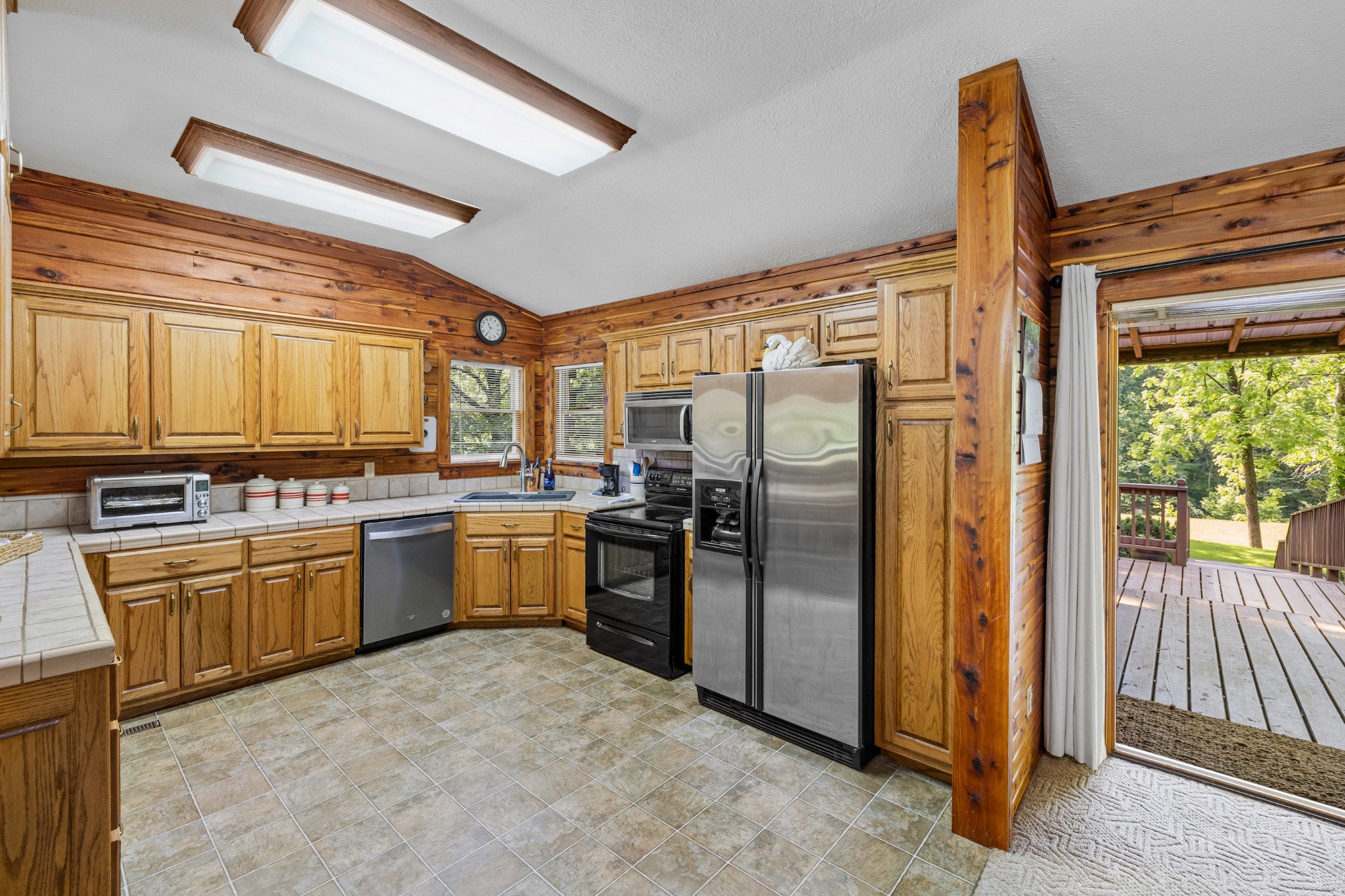 907 Rockhouse Road Hohenwald, TN 38462 - Photo 14 of 57 Gallery Image 14