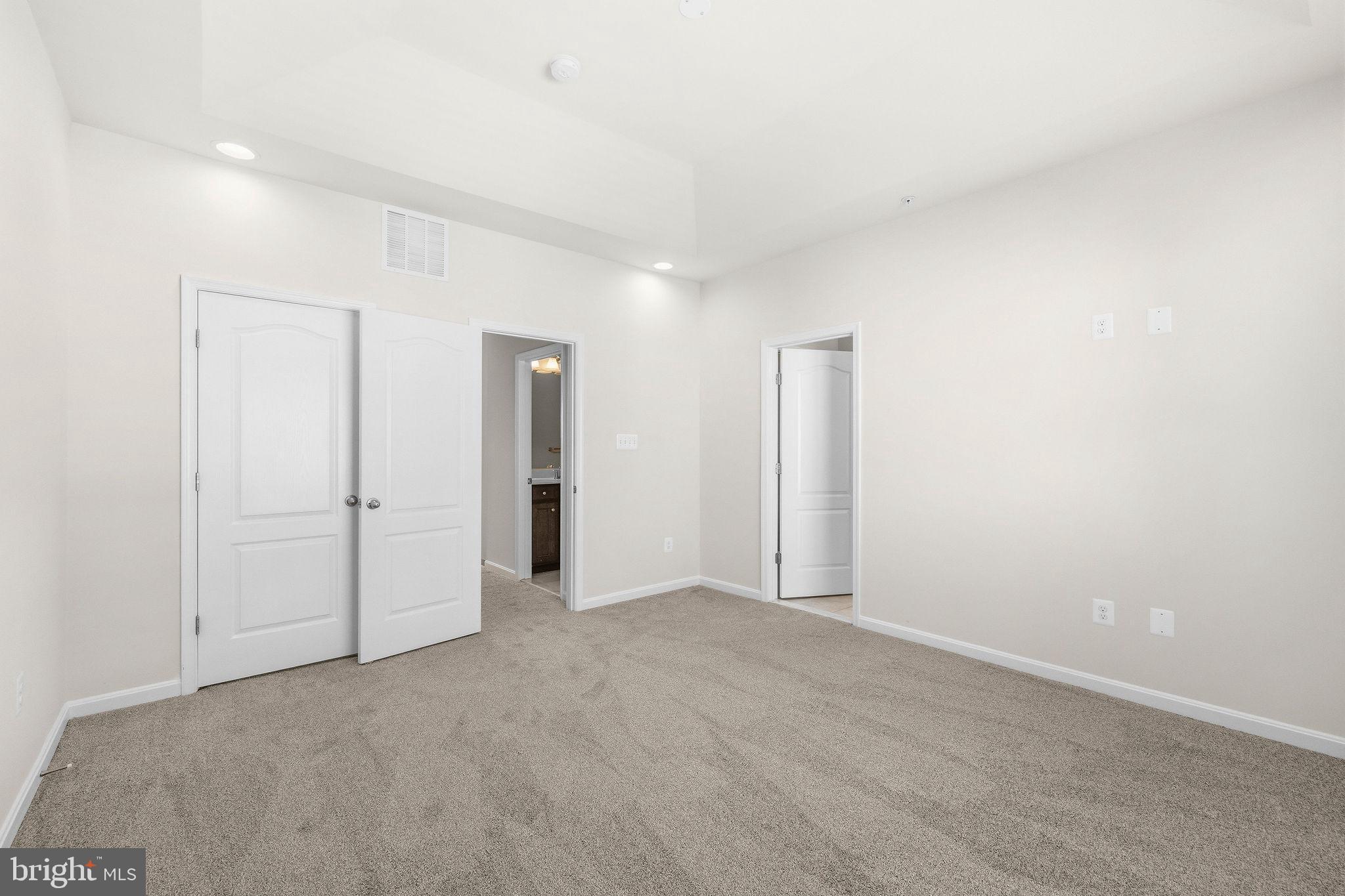 2891 Findley Road Kensington, MD 20895 - Photo 34 of 46 Primary raised tray ceiling