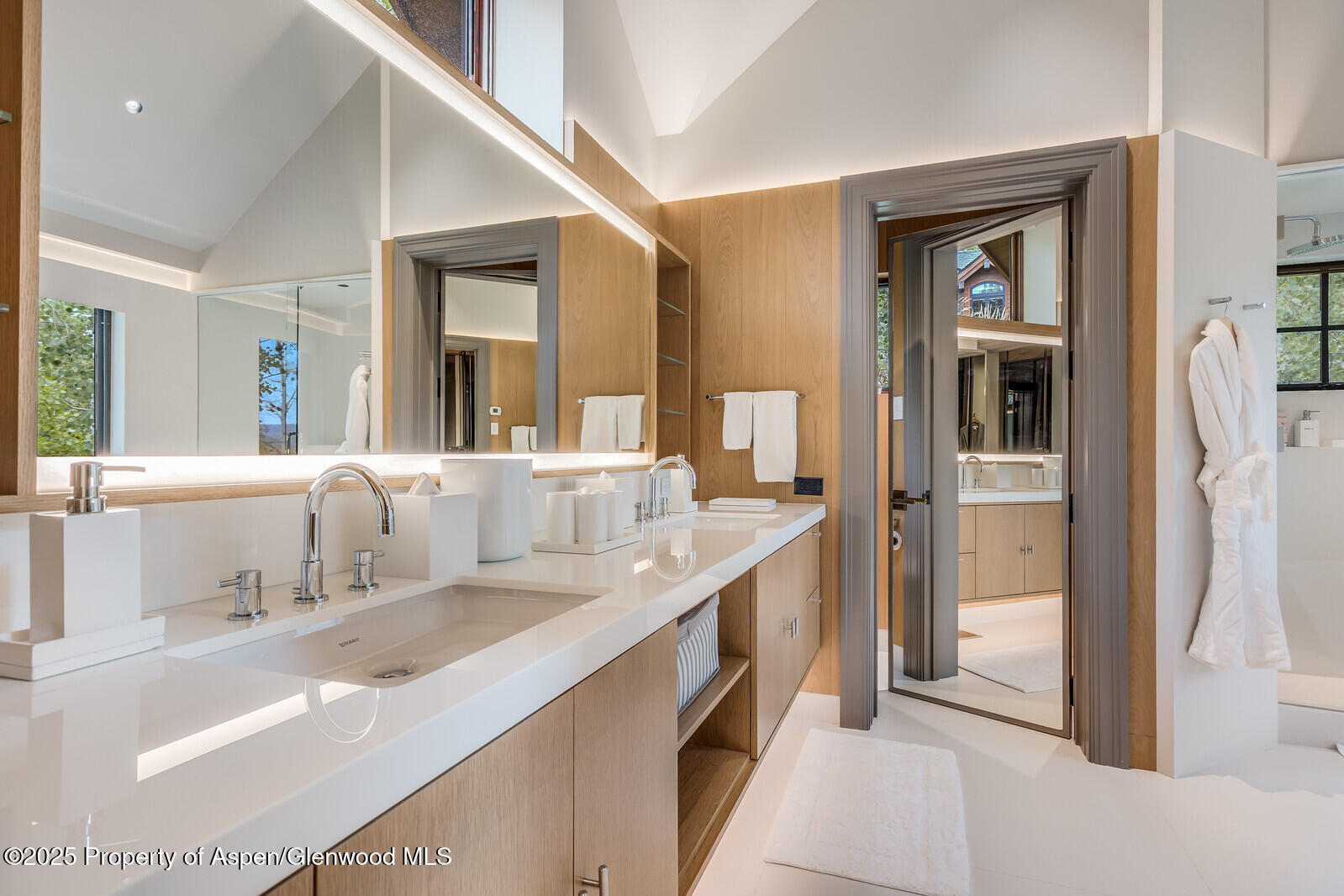 511-563 Edgewood Lane Snowmass Village, CO 81615 - Photo 16 of 97 83_511563_Edgewood_Lane060_mls