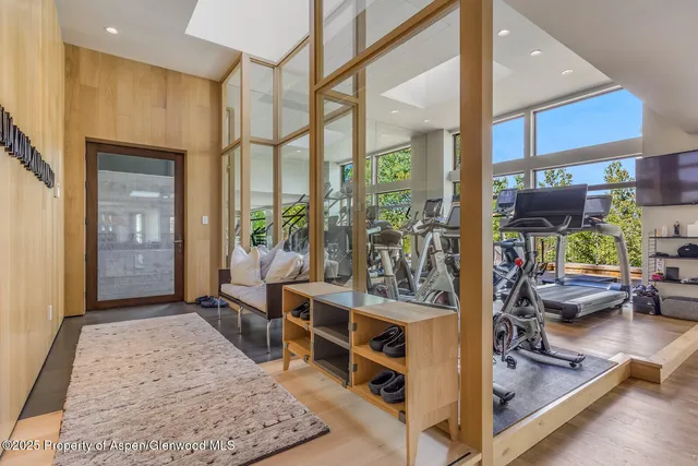 $300,000 | 511-563 Edgewood Lane, Snowmass Village, CO 81615