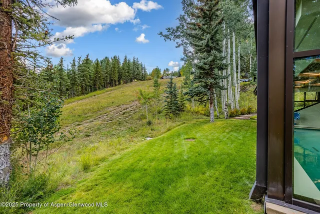 $300,000 | 511-563 Edgewood Lane, Snowmass Village, CO 81615